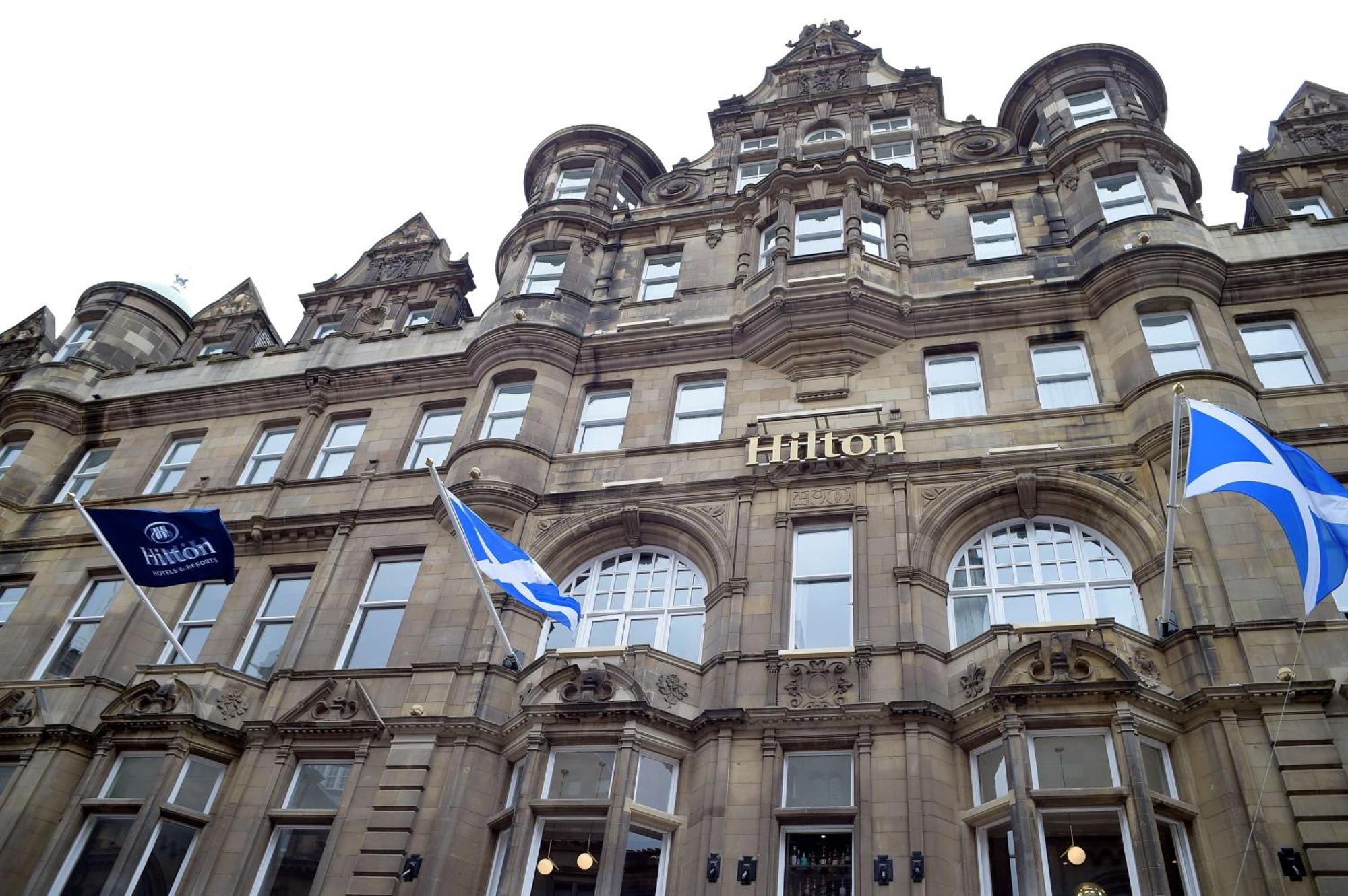 Hilton Edinburgh Carlton Hotel Esterno foto